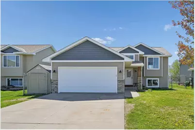 1314 Blue Jay Place, New Richmond, WI 54017 - Photo 3