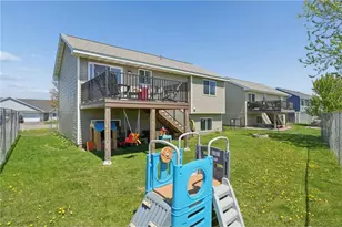 1314 Blue Jay Pl, New Richmond, WI 54017 - Photo 27