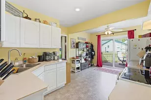 320 State St, Dresser, WI 54009 - Photo 9
