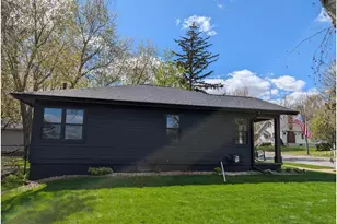 1020 Franklin St, Baldwin, WI 54002 - Photo 5