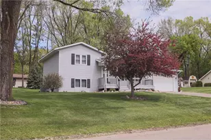 380 Flora St, Prescott, WI 54021 - Photo 3
