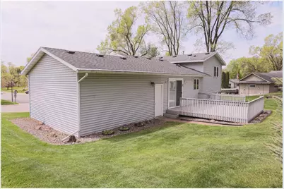 380 Flora Street, Prescott, WI 54021 - Photo 9