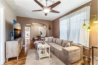 906 Cameron Street, Eau Claire, WI 54703 - Photo 9