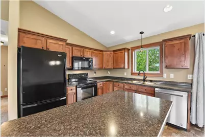 1307 Osprey Court, New Richmond, WI 54017 - Photo 7