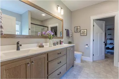 2739 Highclere Drive, Eau Claire, WI 54703 - Photo 23