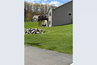 2739 Highclere Drive, Eau Claire, WI 54703 - Photo 5