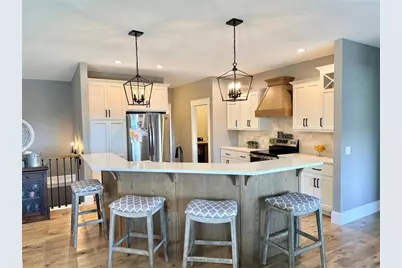 2739 Highclere Drive, Eau Claire, WI 54703 - Photo 7