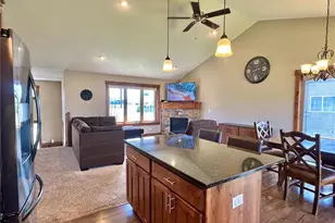 1511 Otter Way, New Richmond, WI 54017 - Photo 9