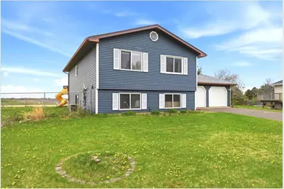 1441 Hallewood Boulevard, New Richmond, WI 54017 - Photo 3