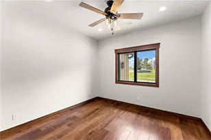 1077 Legend Ln, River Falls, WI 54022 - Photo 9