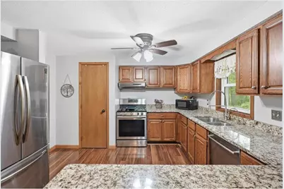 1072 Edgewood Circle, Hudson, WI 54016 - Photo 5