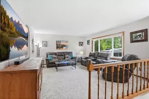1072 Edgewood Cir, Hudson, WI 54016 - Photo 9