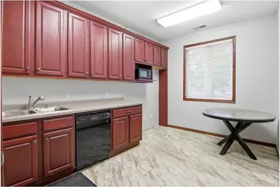 2108 Broadway Street, Menomonie, WI 54751 - Photo 9