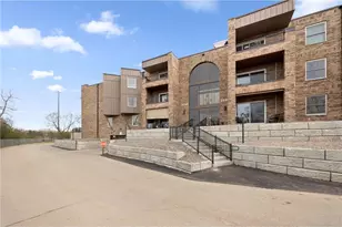 2250 Midland Grove Rd, Saint Paul, MN 55113 - Photo 15