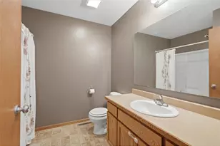 1856 Kristy St, River Falls, WI 54022 - Photo 25