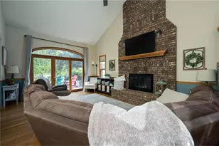 1501 Grover Rd, Eau Claire, WI 54701 - Photo 7