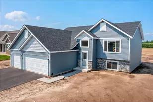 106 Maple Ct, Cannon Falls, MN 55009 - Photo 7