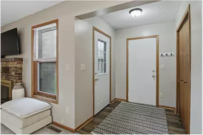 531 Hunter Hill Road, Hudson, WI 54016 - Photo 3