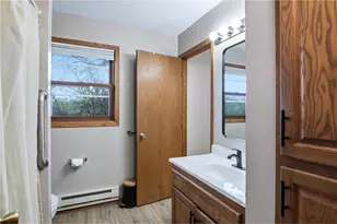 531 Hunter Hill Rd, Hudson, WI 54016 - Photo 17