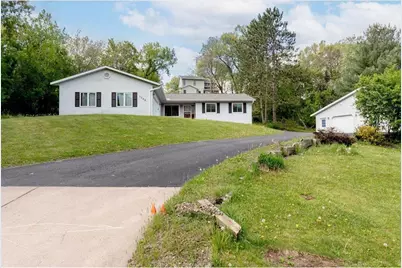 1302 15th Avenue, Menomonie, WI 54751 - Photo 9