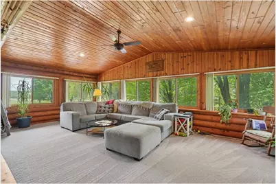 1295 Evergreen Drive, Kinnickinnic Township, WI 54022 - Photo 19