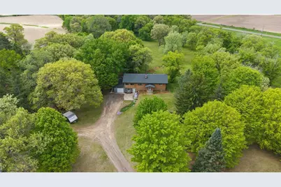 1295 Evergreen Drive, Kinnickinnic Township, WI 54022 - Photo 57