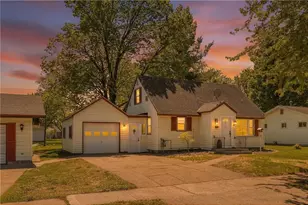 308 20th Ave, Menomonie, WI 54751 - Photo 5