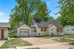 308 20th Ave, Menomonie, WI 54751 - Photo 3