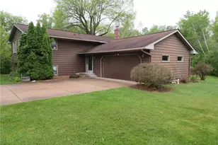 1682 38th St, Somerset, WI 54025 - Photo 5