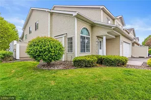 1900 Hawthorne Point, Hudson, WI 54016 - Photo 35