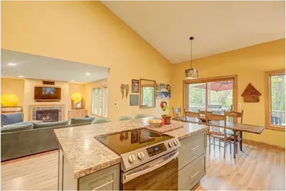 1005 Spruce Drive, Hudson, WI 54016 - Photo 13