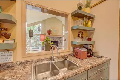 1005 Spruce Drive, Hudson, WI 54016 - Photo 17