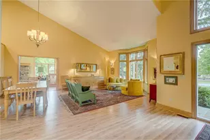 1005 Spruce Dr, Hudson, WI 54016 - Photo 9