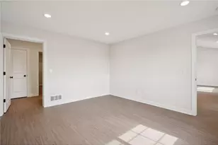 603 S Division St, Warren Township, WI 54023 - Photo 15
