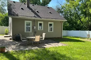1762 Edgerton St, Saint Paul, MN 55117 - Photo 45