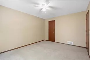 4342 Buckingham Ct, Vadnais Heights, MN 55127 - Photo 13