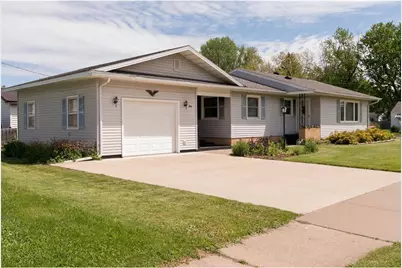 374 W Vine Street, Mondovi, WI 54755 - Photo 1