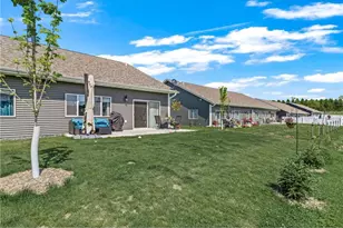 3403 Iris Dr, Eau Claire, WI 54703 - Photo 33