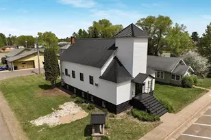 324 Douglas St, Chetek, WI 54728 - Photo 7