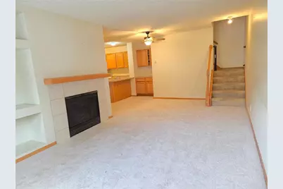 3560 Sterling Heights Drive #B, River Falls, WI 54022 - Photo 3