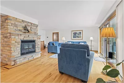 314 N Cove Road, Hudson, WI 54016 - Photo 7