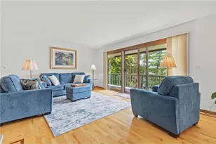 314 N Cove Rd, Hudson, WI 54016 - Photo 5