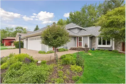 1705 Laurel Avenue, Hudson, WI 54016 - Photo 3