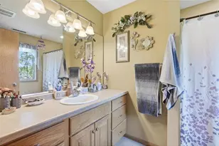 1374 Pheasant Run, New Richmond, WI 54017 - Photo 15