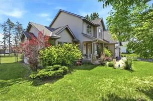 1374 Pheasant Run, New Richmond, WI 54017 - Photo 3