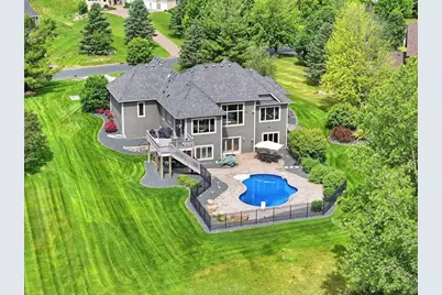 293 Saint Andrews Drive, Troy Township, WI 54016 - Photo 3