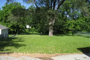 1362 Main St, Houlton, WI 54016 - Photo 3