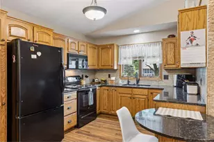 843 Leroy Ln, River Falls, WI 54022 - Photo 3