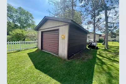 1212 W Marshall Street, Rice Lake, WI 54868 - Photo 25