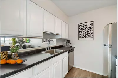 291 7th Street #1702, Saint Paul, MN 55102 - Photo 9